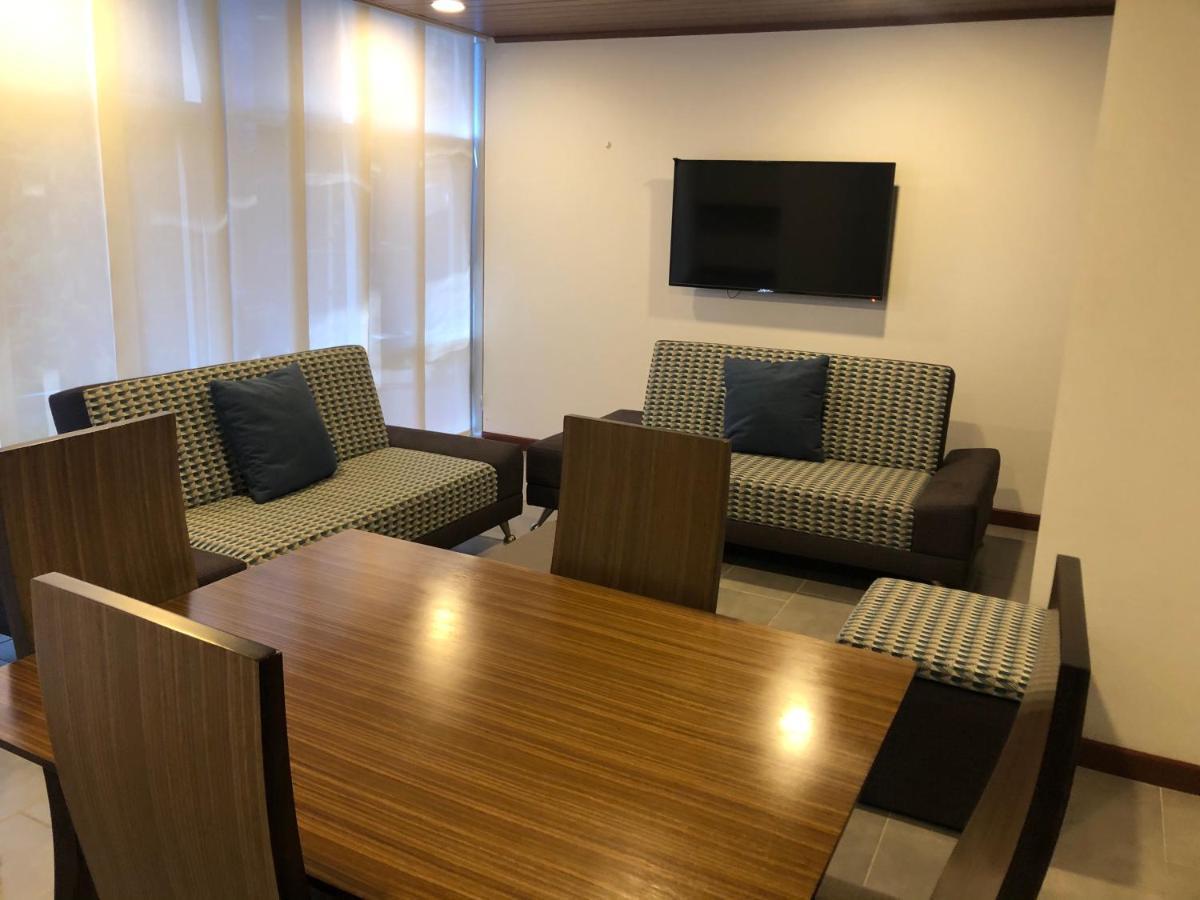 Apartamentos Edificio San Miguel Μπογκοτά Εξωτερικό φωτογραφία