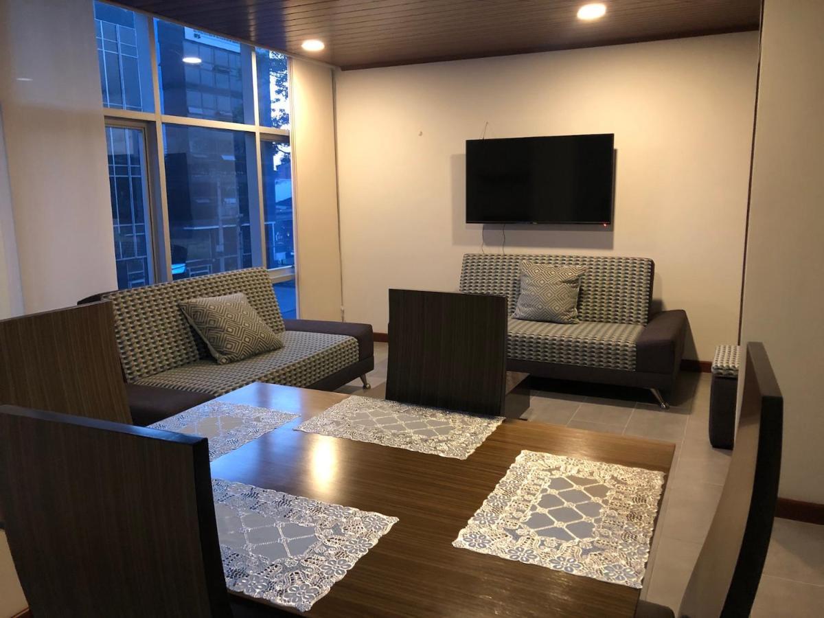 Apartamentos Edificio San Miguel Μπογκοτά Εξωτερικό φωτογραφία
